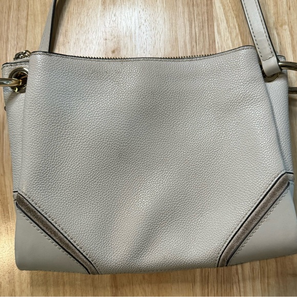 Michael Kors Ivory Pebbled Leather Crossbody Bag Purse - Picture 3 of 11